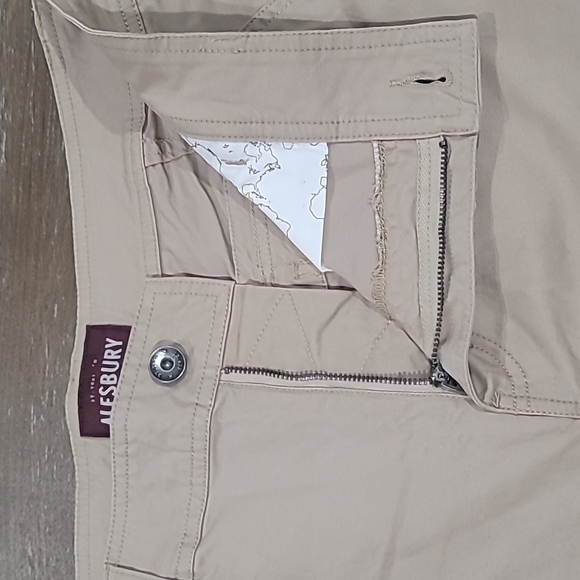 Alesbury Classic Cargo Short 11" Inseam Size 33 - Picture 11 of 12